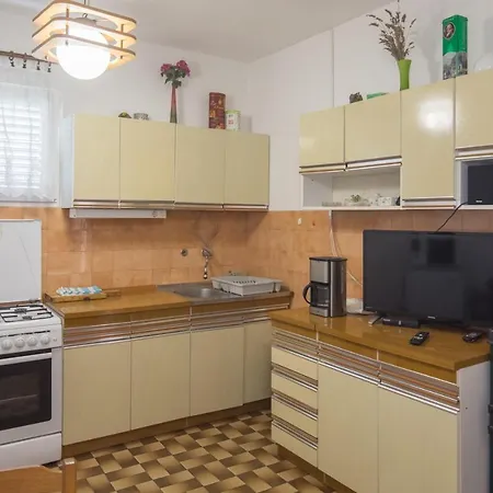 Apartment Pepica *