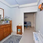 Pepica Apartment Postira